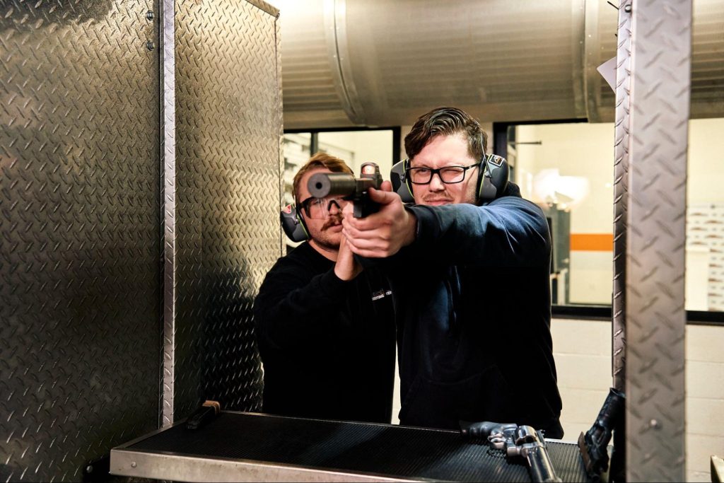 Indoor firing range Las Vegas - Las Vegas Shooting Center